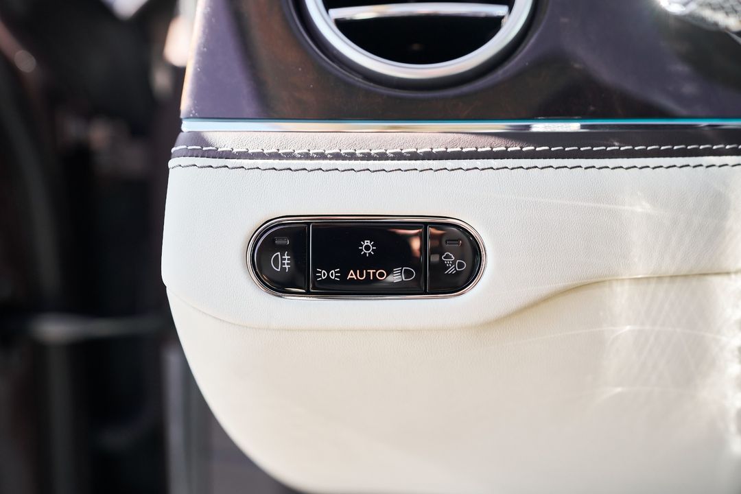 2025 Bentley Flying Spur