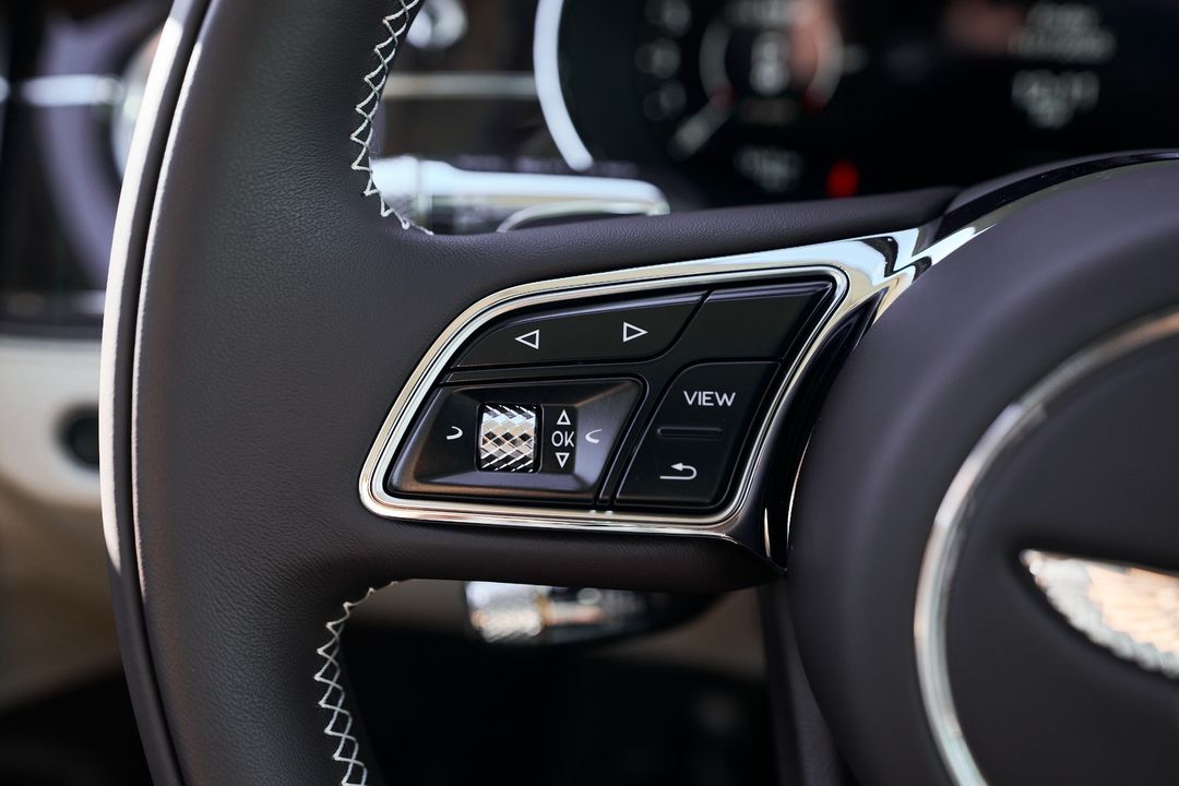 2025 Bentley Flying Spur