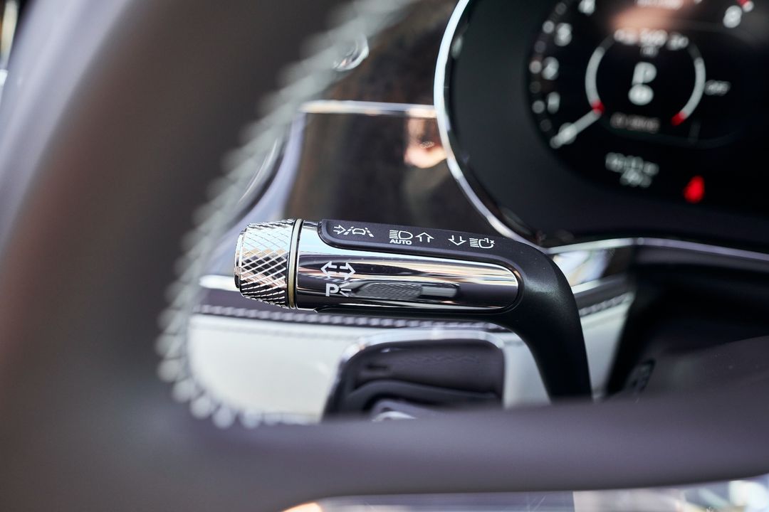 2025 Bentley Flying Spur