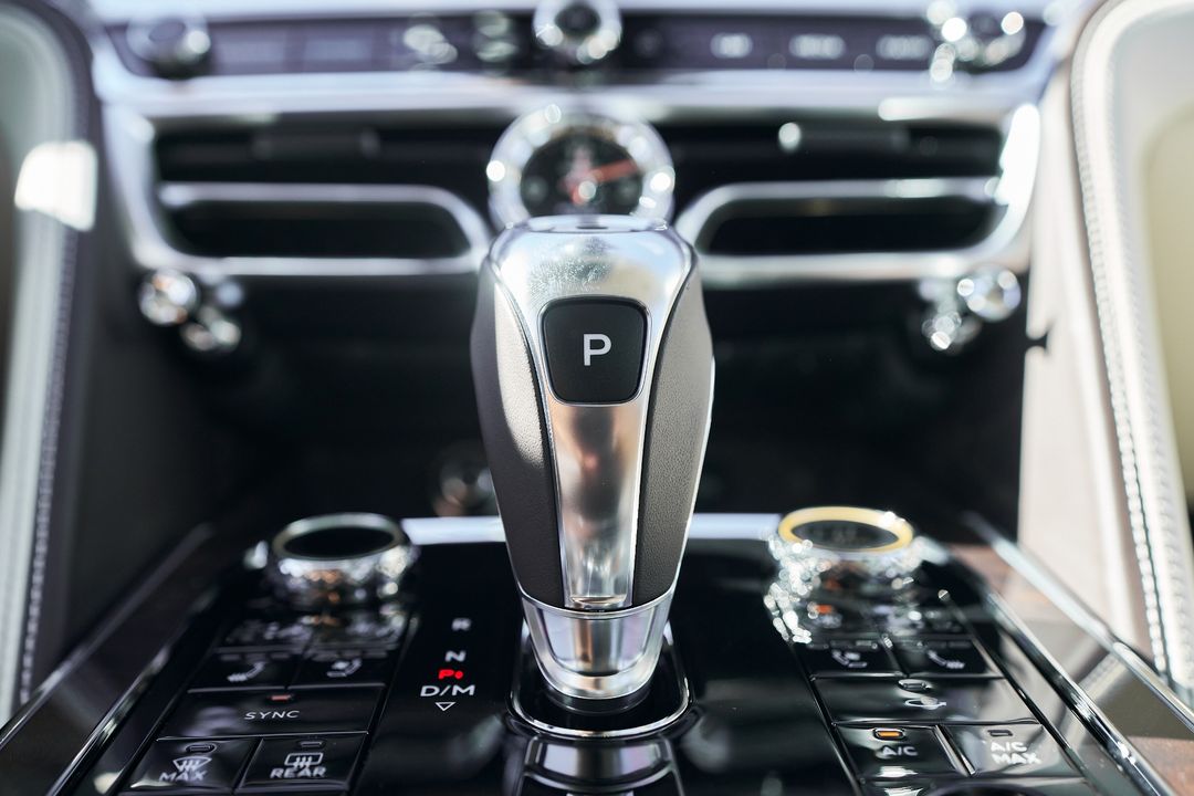 2025 Bentley Flying Spur