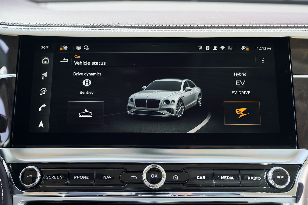 2025 Bentley Flying Spur