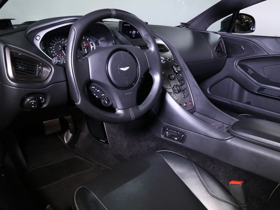 2014 Aston Martin Vanquish