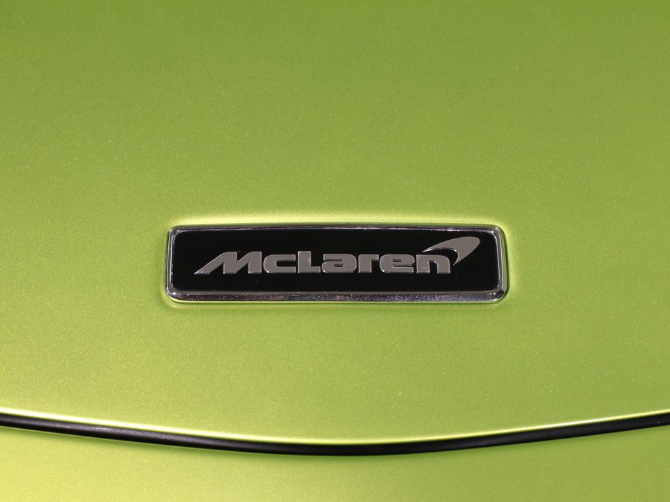 2023 McLaren Artura