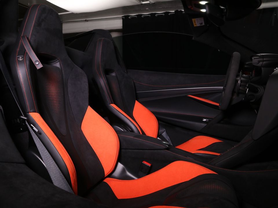 2024 McLaren 750S