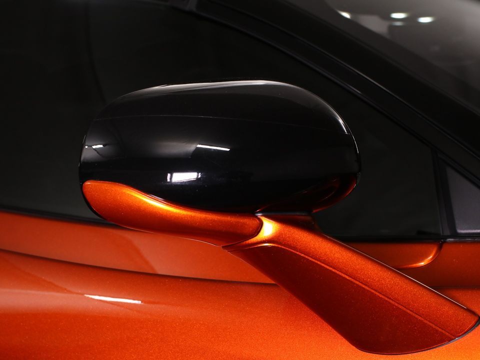 2024 McLaren 750S