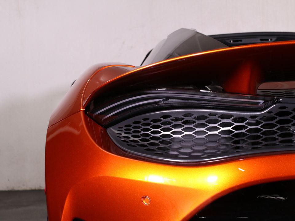 2024 McLaren 750S
