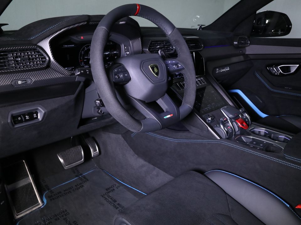 2023 Lamborghini Urus