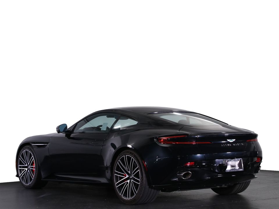 2024 Aston Martin DB12