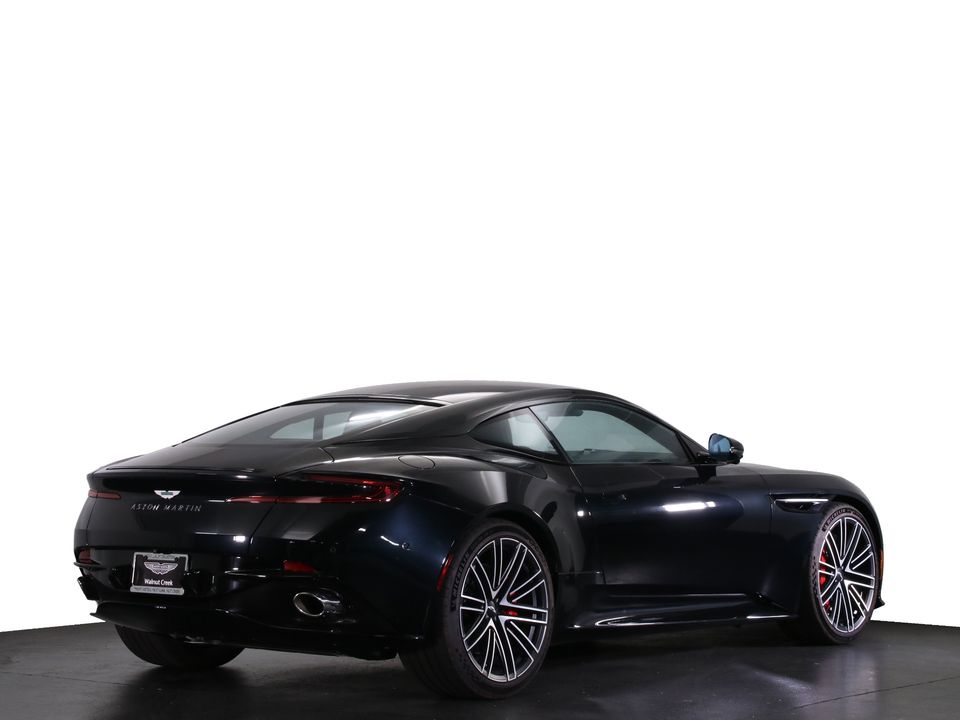 2024 Aston Martin DB12
