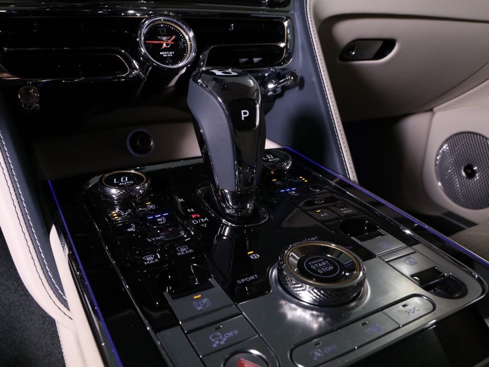 2024 Bentley Flying Spur