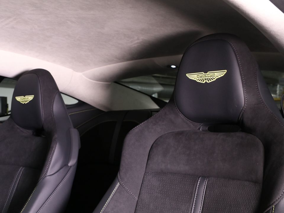 2025 Aston Martin DB12