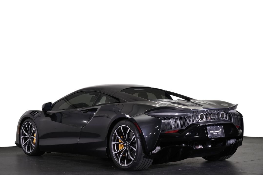2025 McLaren Artura