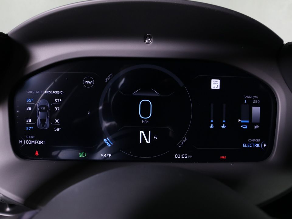 2025 McLaren Artura