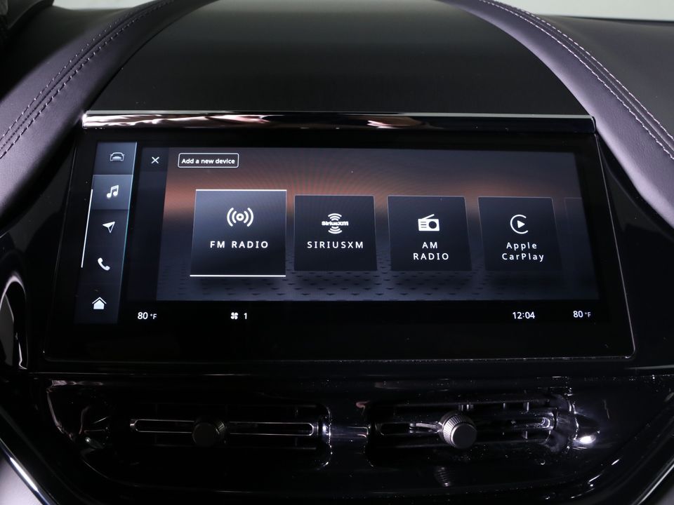 2025 Aston Martin DBX
