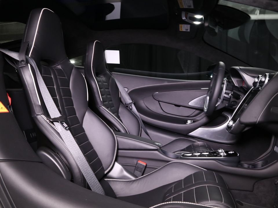2025 McLaren GTS
