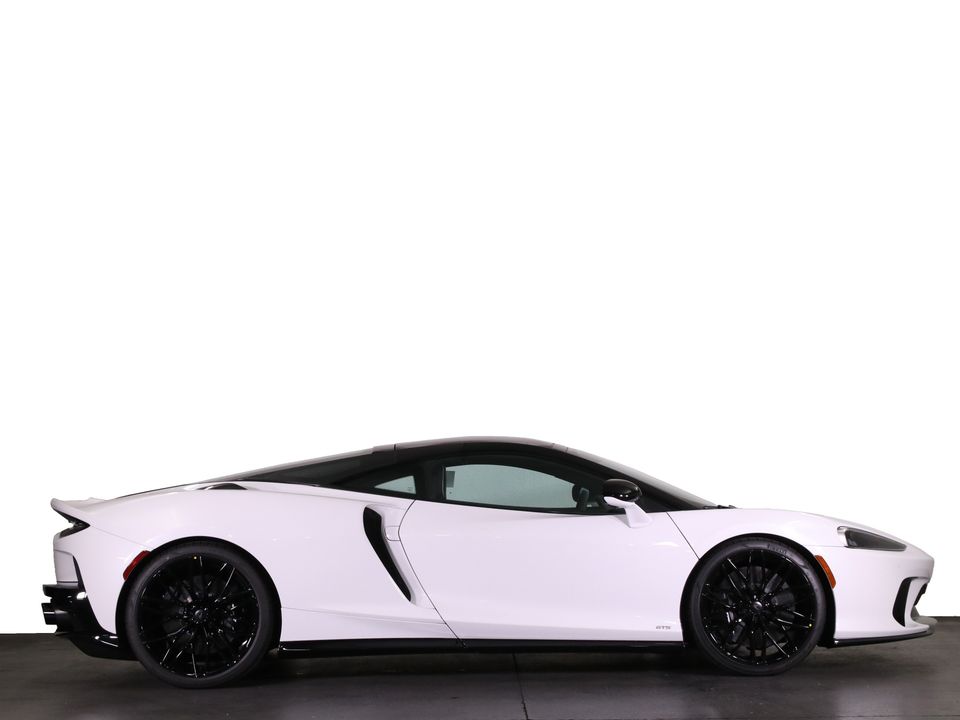 2025 McLaren GTS