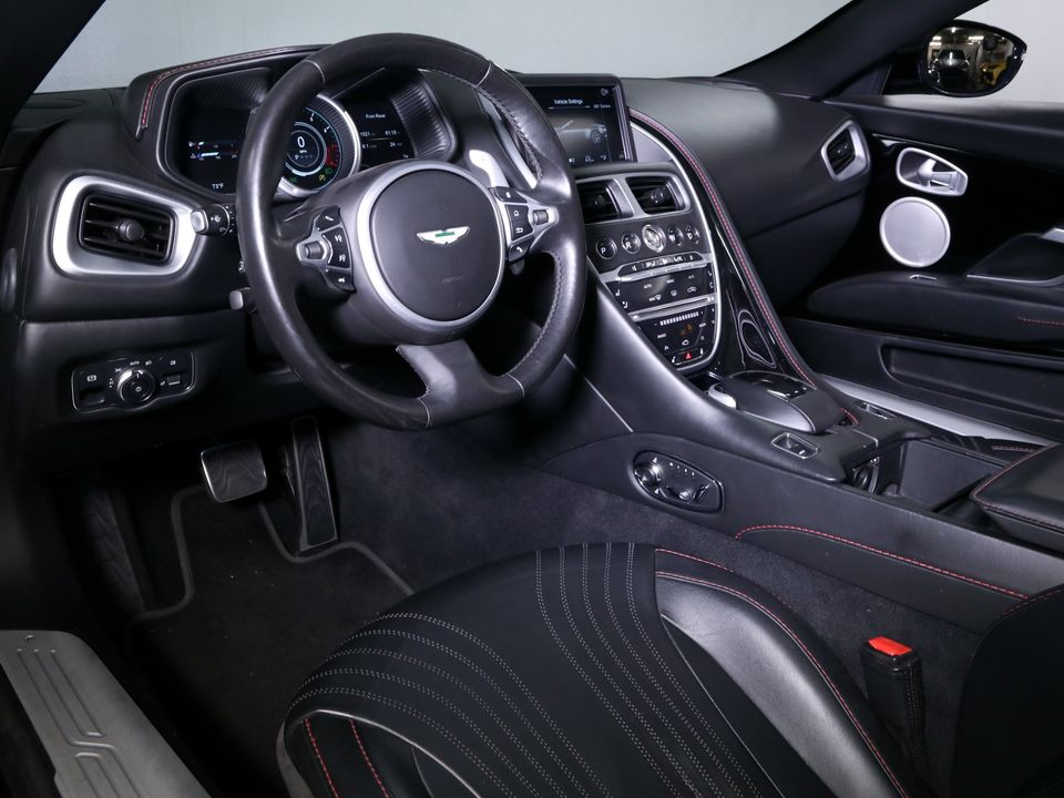2020 Aston Martin DB11