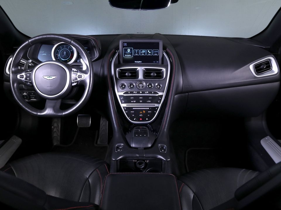 2020 Aston Martin DB11