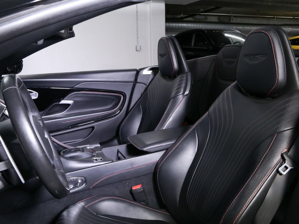 2020 Aston Martin DB11