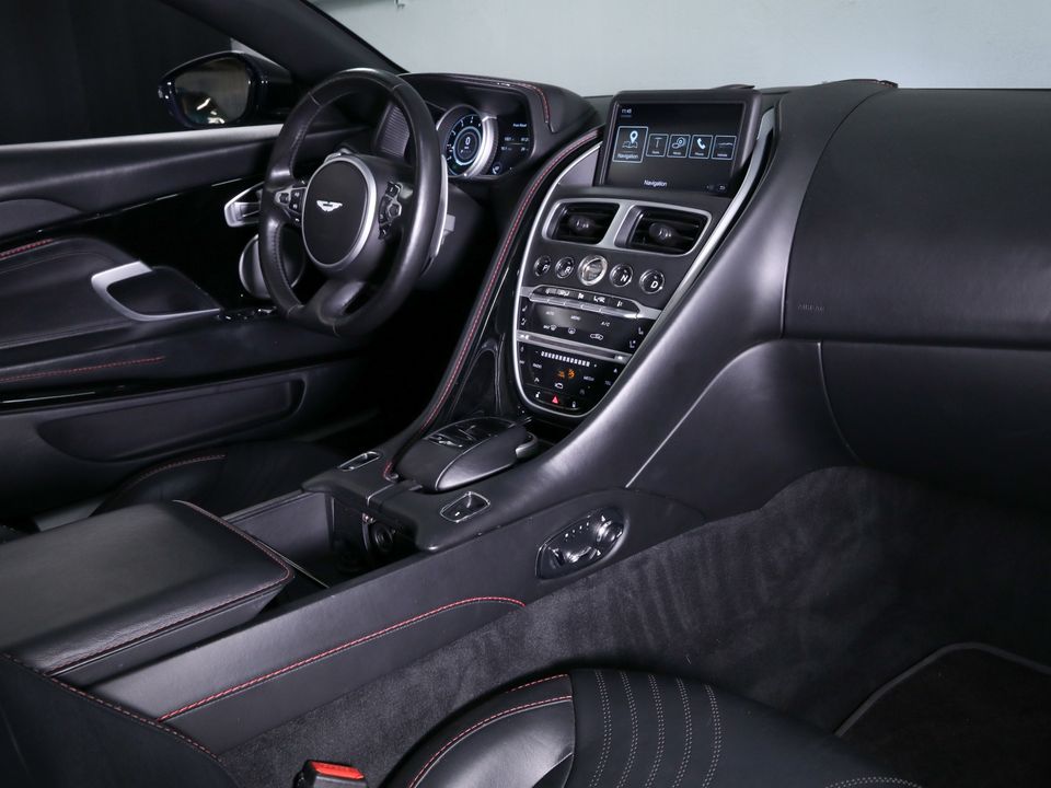 2020 Aston Martin DB11