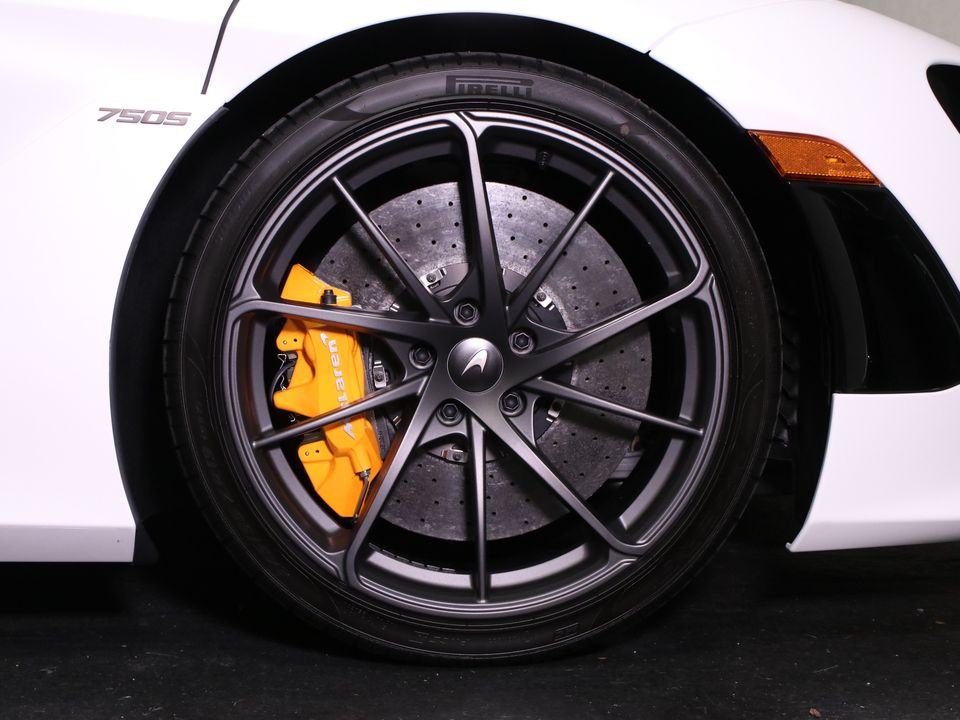 2025 McLaren 750S