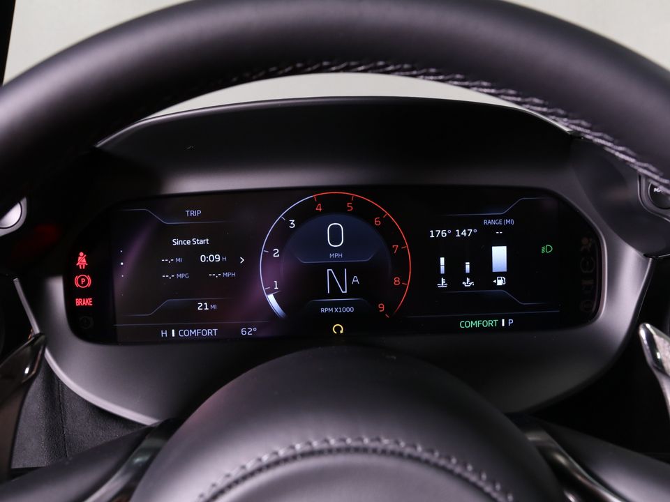 2025 McLaren 750S