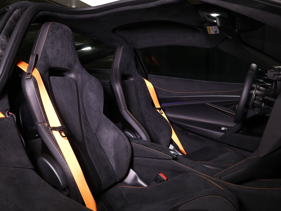 2025 McLaren 750S