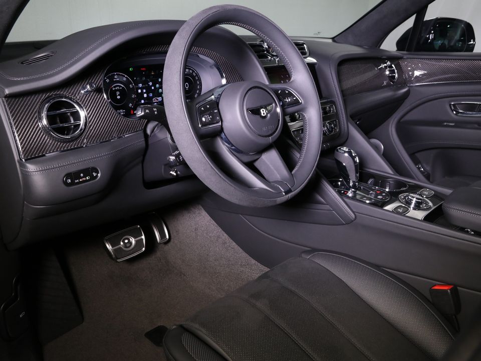 2025 Bentley Bentayga