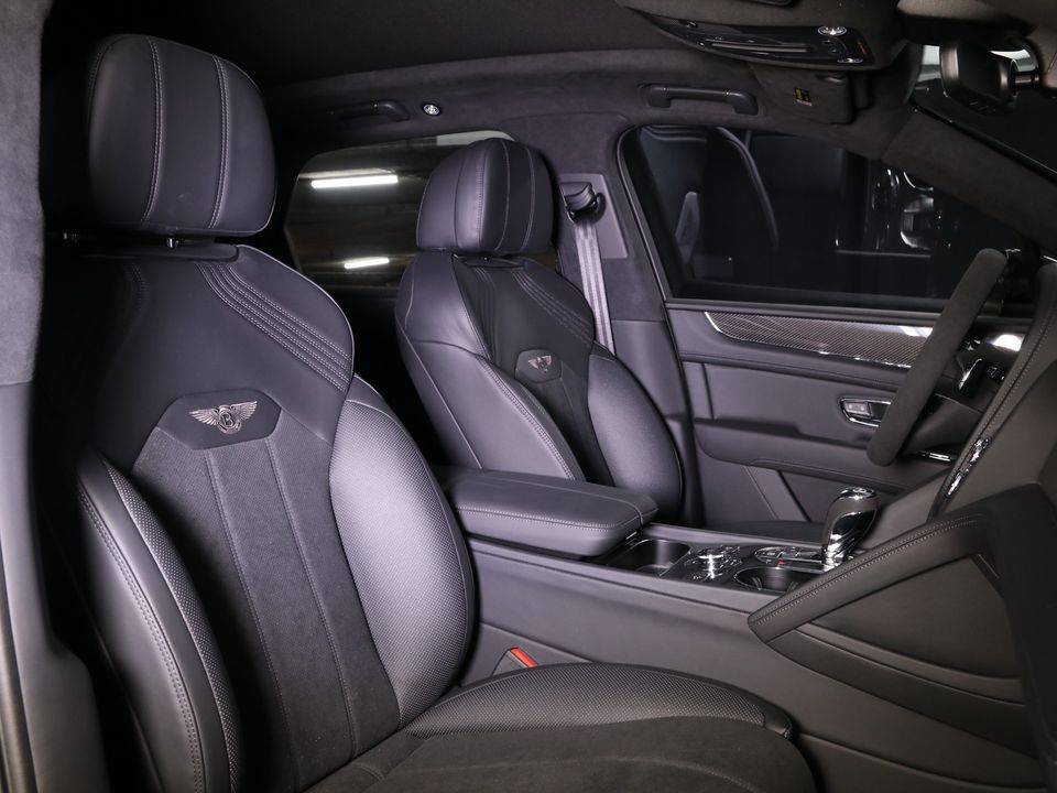 2025 Bentley Bentayga