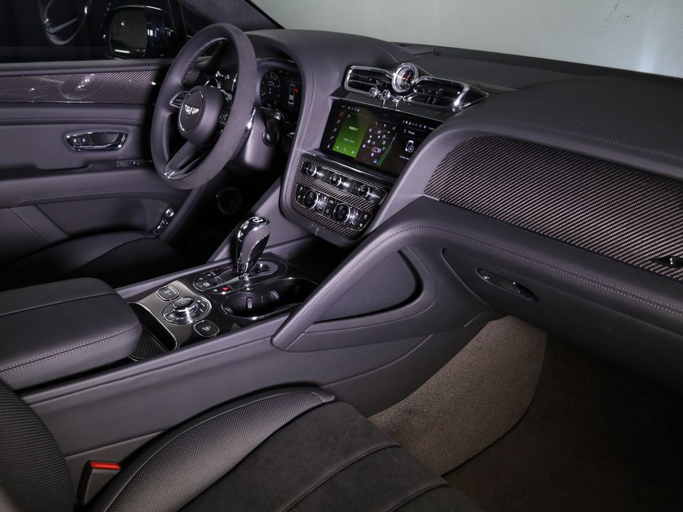 2025 Bentley Bentayga