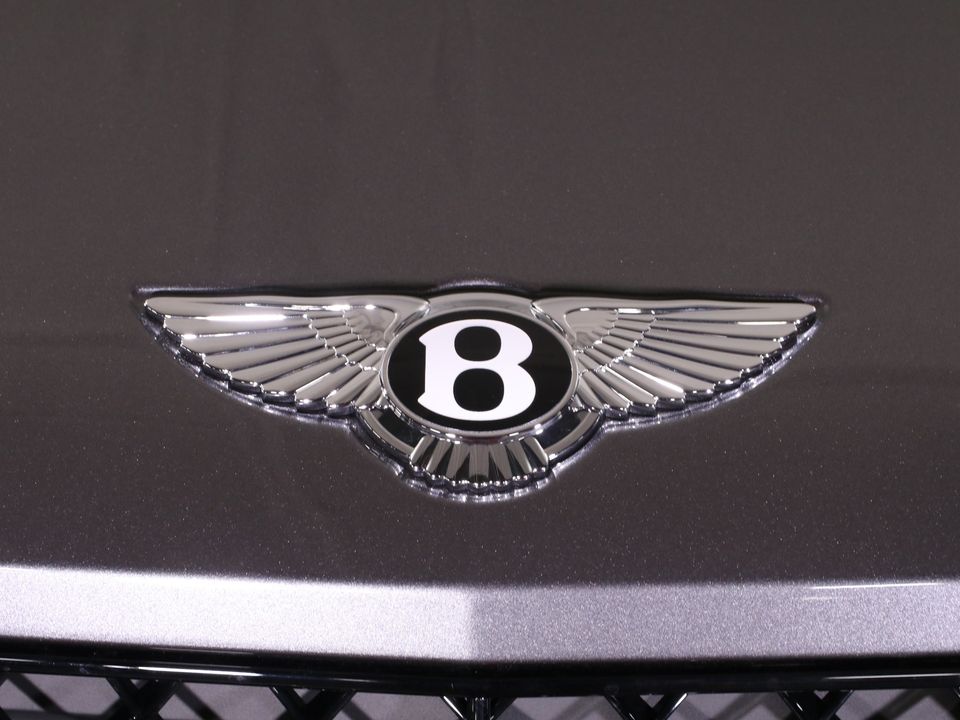 2025 Bentley Bentayga