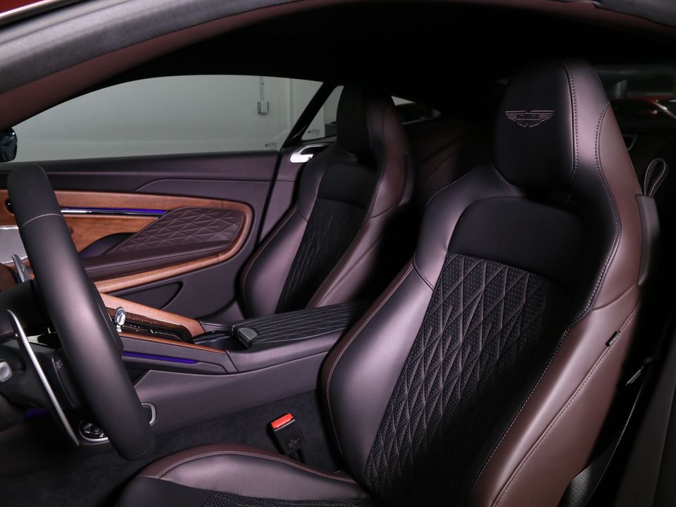 2025 Aston Martin DB12