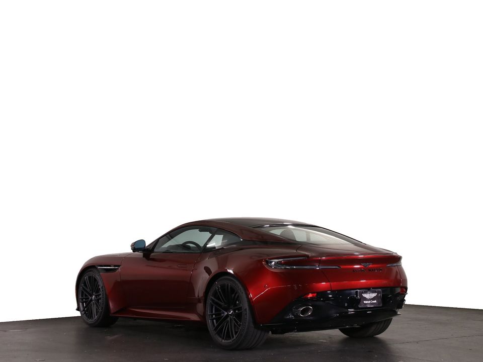 2025 Aston Martin DB12