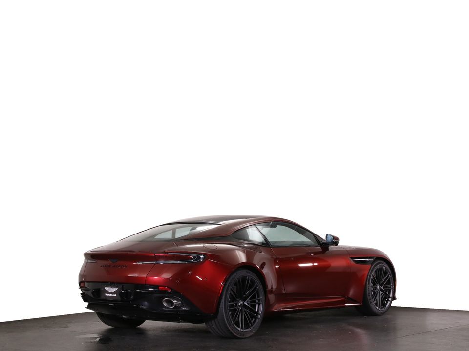 2025 Aston Martin DB12
