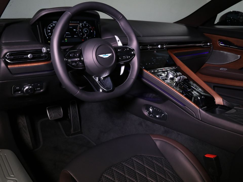 2025 Aston Martin DB12