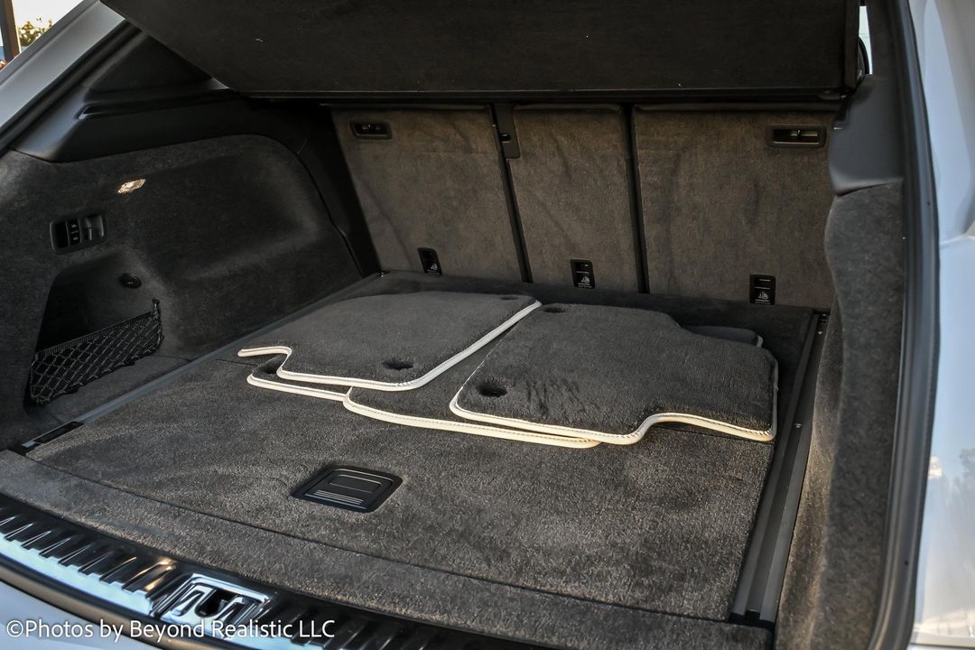 2024 Bentley Bentayga