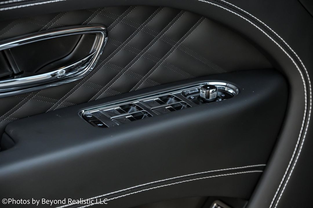 2024 Bentley Bentayga