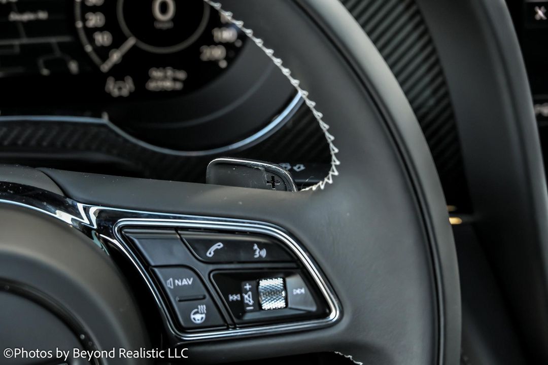 2024 Bentley Bentayga