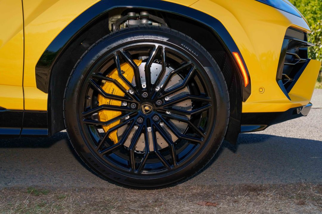 2025 Lamborghini Urus