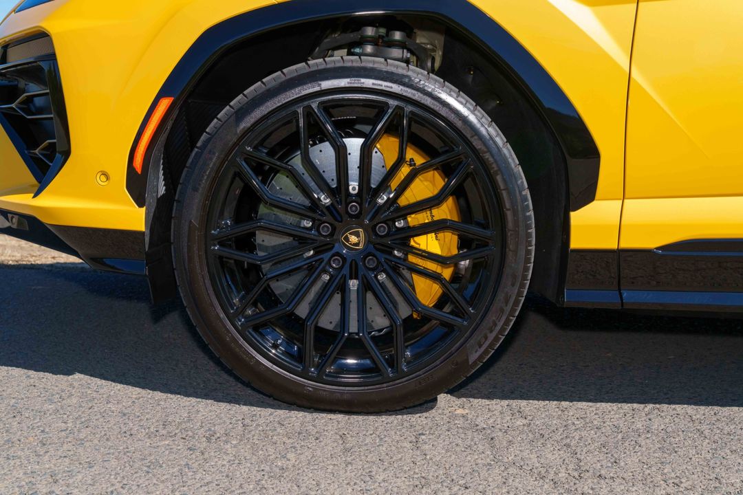 2025 Lamborghini Urus