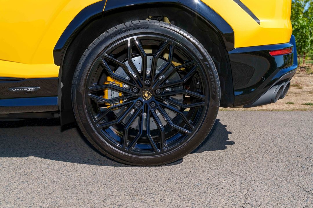 2025 Lamborghini Urus