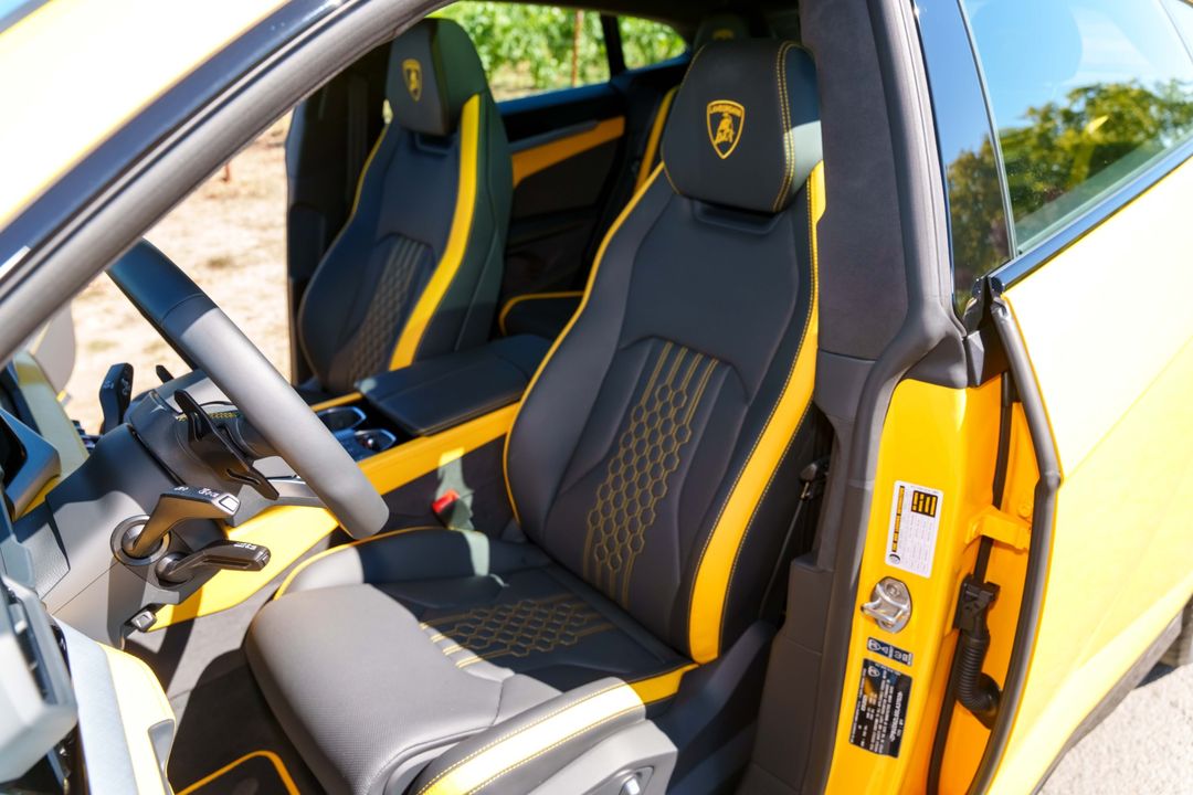 2025 Lamborghini Urus