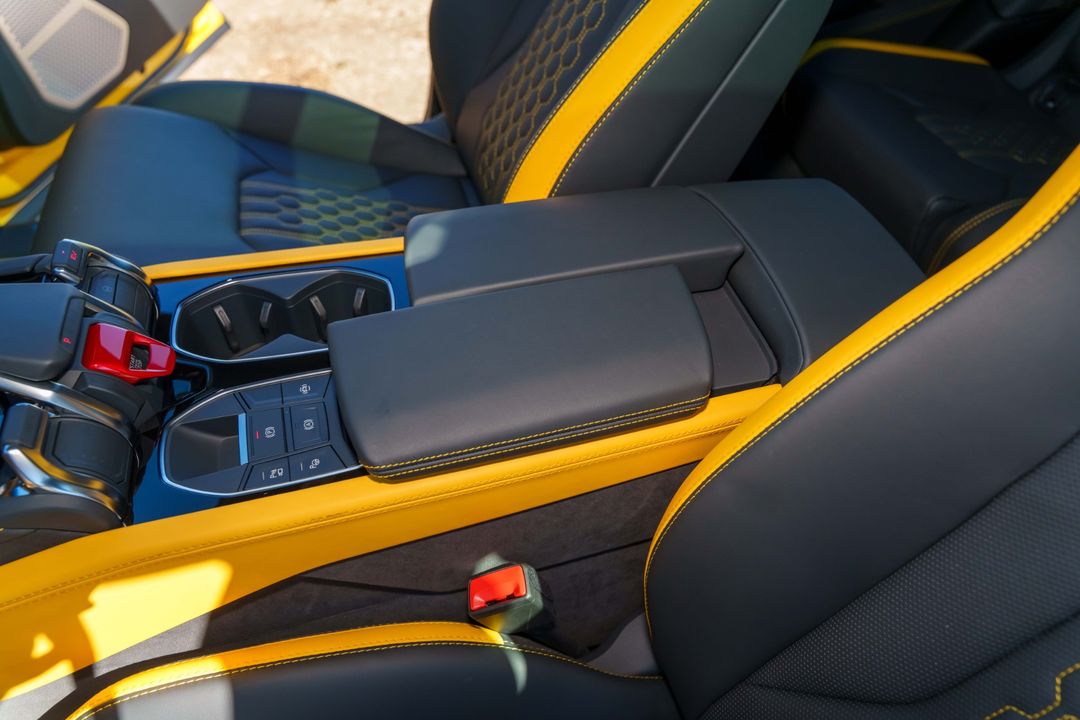 2025 Lamborghini Urus