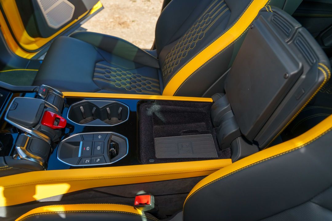 2025 Lamborghini Urus