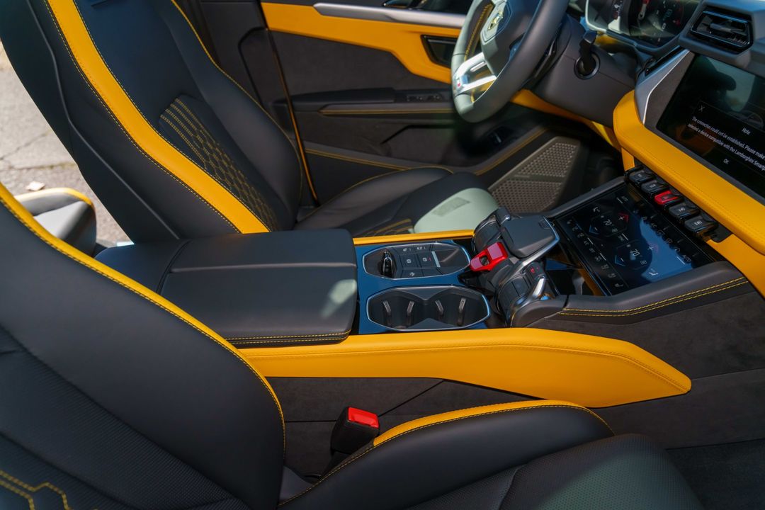 2025 Lamborghini Urus