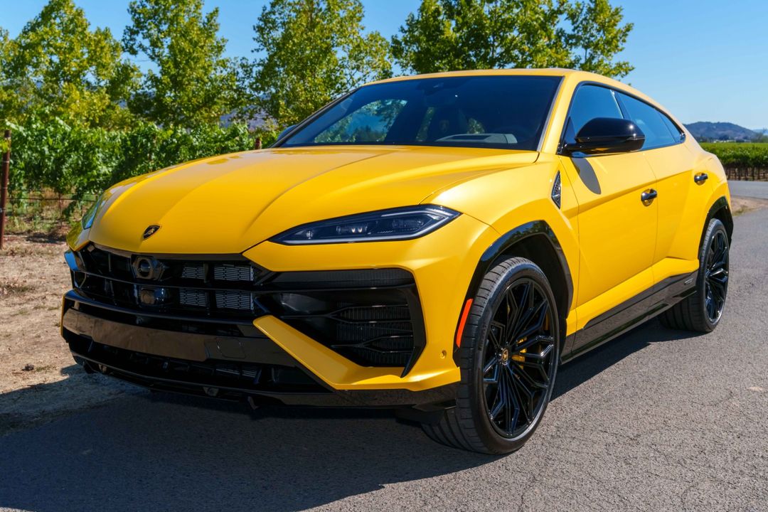 2025 Lamborghini Urus