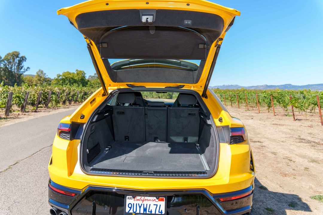 2025 Lamborghini Urus