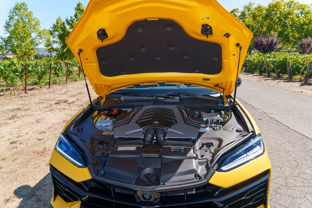 2025 Lamborghini Urus