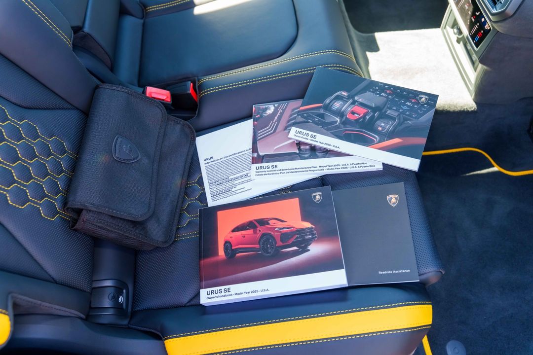 2025 Lamborghini Urus