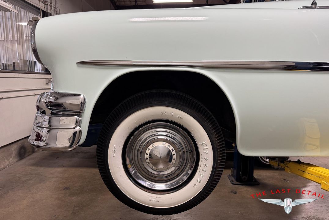 1954 Pontiac Chieftain